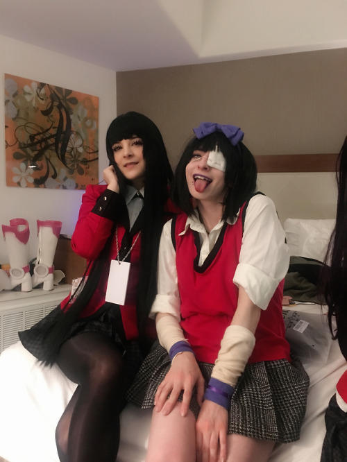I’m so sorry to the person who asked if I would post photos from Sakuracon and that I said I&r