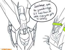 tomorobo-illust: Drew these as I finished watching all of Transformers Prime while I was recovering from my flu. All I could think of was Shattered Glass AU in my fever induced haze. Yeah, that line is totally from the Incredibles (love that movie).I