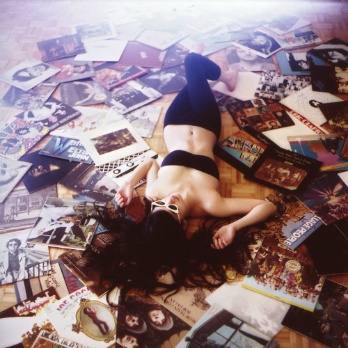 ihaveanaddiction:  Vinyl & Velvia by amamak photography! - http://flic.kr/p/aSpHjp 