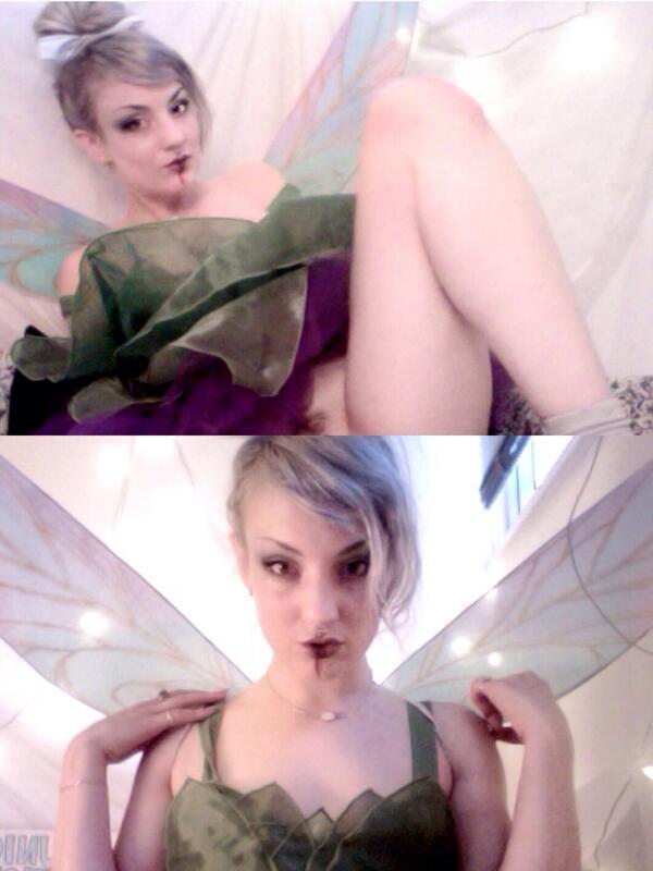 nevarware:  I may have become obsessed with a cam girl last night. I’m trying not
