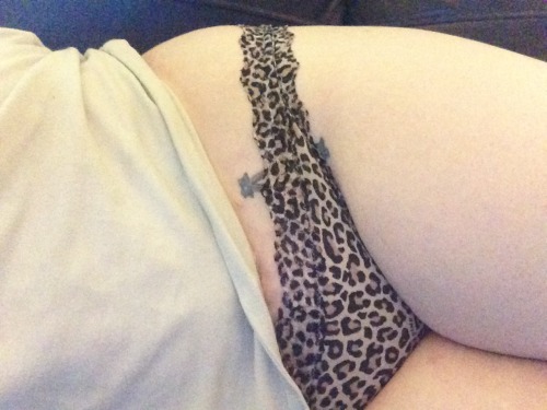 onesubsjourney: On the couch yesterday in just a tank top and panties ;) D-a-yum!