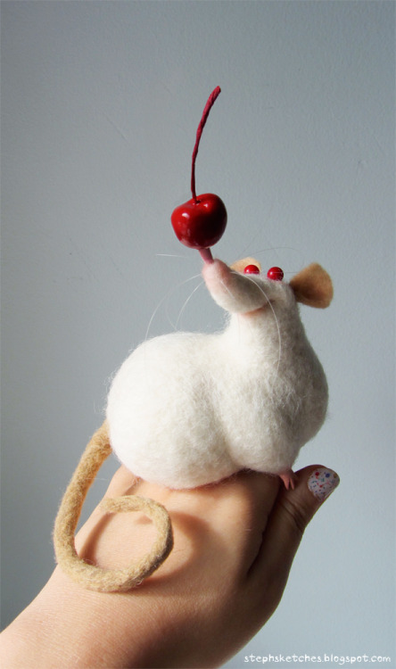stephlaberis:Finally finished the felted Raturdae for the upcoming show at Clutter Gallery in April!
