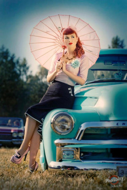 alternative-pinup:  Alternative Pin Up