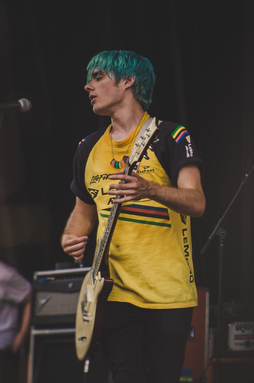 mynameisceece: couldn’t bring my fancy equipment to warped but i think i did ok anyway 