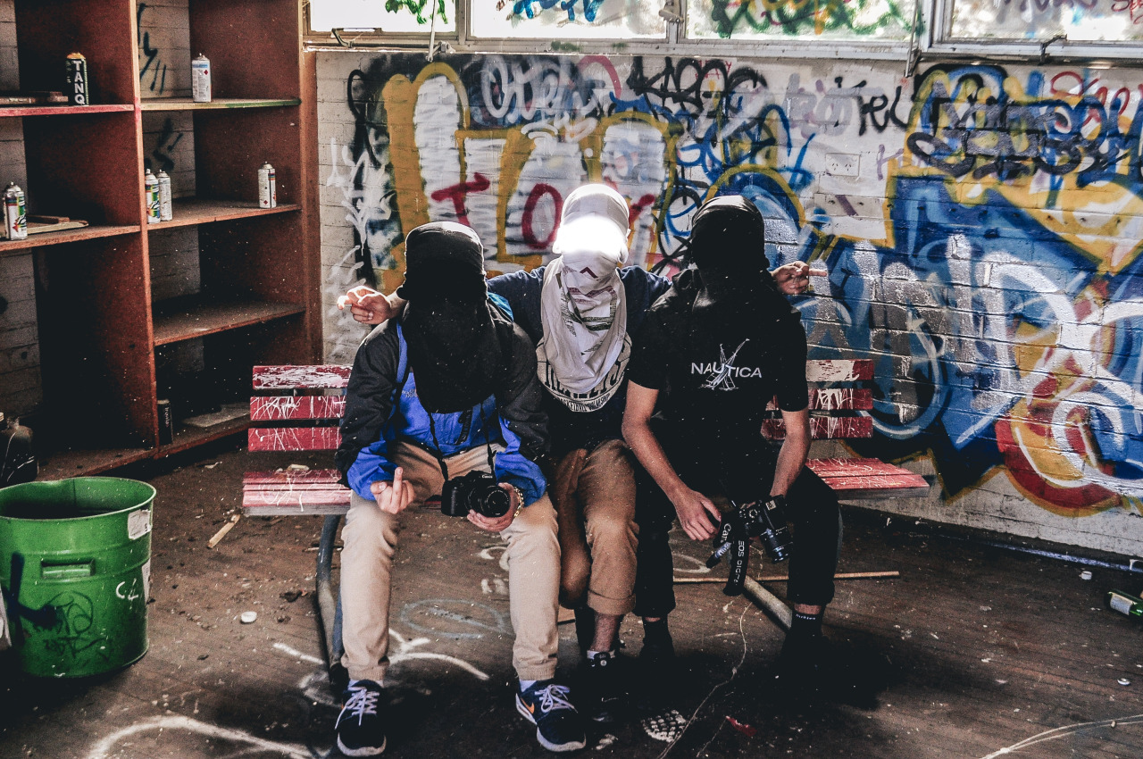 Bitches Love Vandals