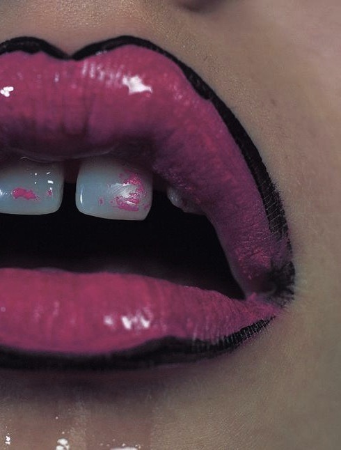 opaqueglitter:  Novembre, July 2014 ‘Beauty Story’ photographed by Nicolas Colomb