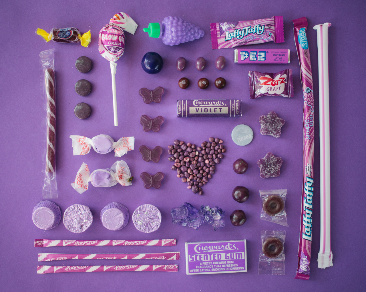 cmeeezy:  emilyblincoe:  sugar series //colors oranized neatly emily blincoe july/august