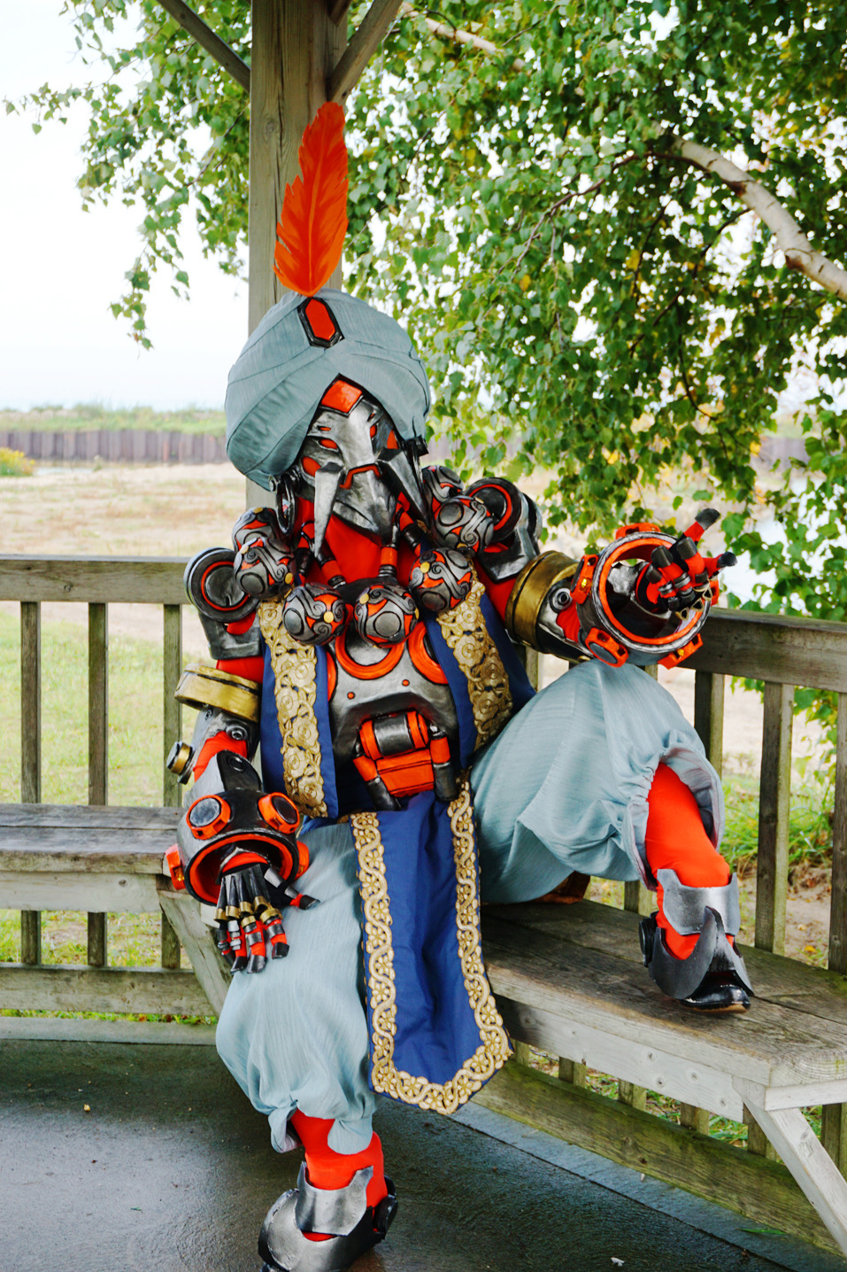 melcolley:Some new photos of my Zenyatta cosplay taken at the beach! Costume made