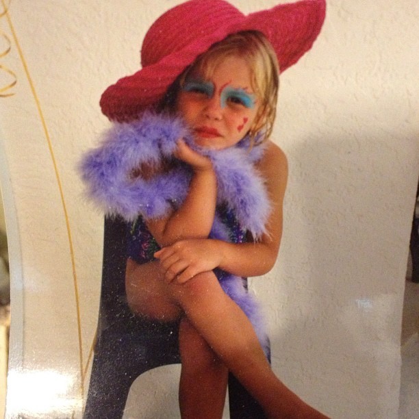 I was like 4 or 5 here at some birthday party =] hahaha #tbt