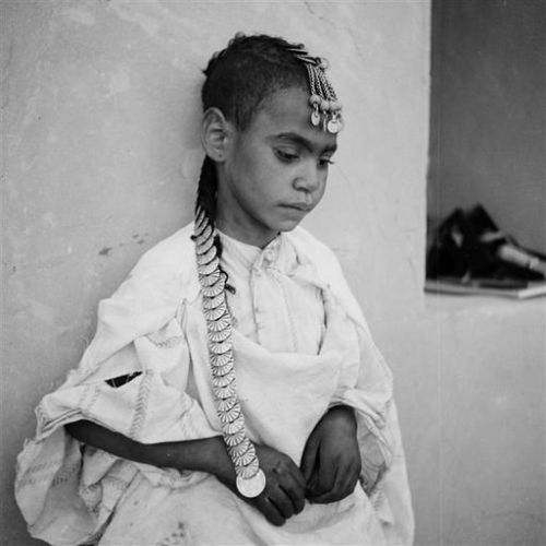 myfriendthebrachiosaurus:Maghrebi Hairphotos by Jean Besancenot