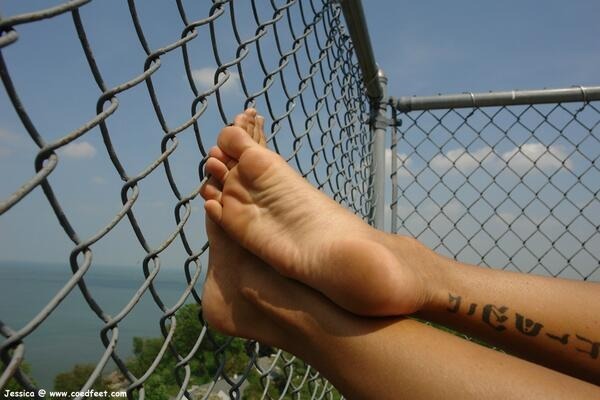 sentientsynthetics:  Dirty soles 