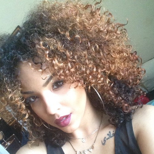 XXX lipstickncurls:  Sultry In the Sun light. photo