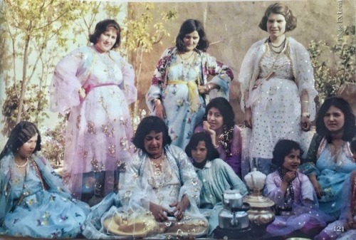 kurdishrecognition:kurdish women having tea in a garden, koye, southern kurdistan, 1963 © fran&