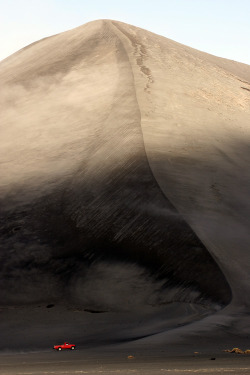 touchdisky:  Yasur volcano, Tanna Island