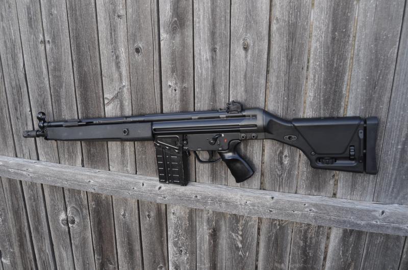 gunrunnerhell:  SAR-8 Back in the day Springfield Armory used to import several main