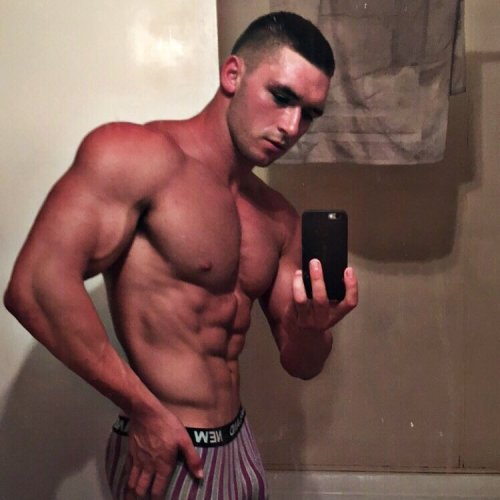 guyhard22.tumblr.com/post/148156672814/