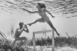 death-by-lulz:  Life Before Photoshop -1950 Bruce Mozert was renowned for being pretty innovative, coming up with underwater tricks to make these scenes seem as real as possible including using baking powder to create the powdery “smoke” coming out