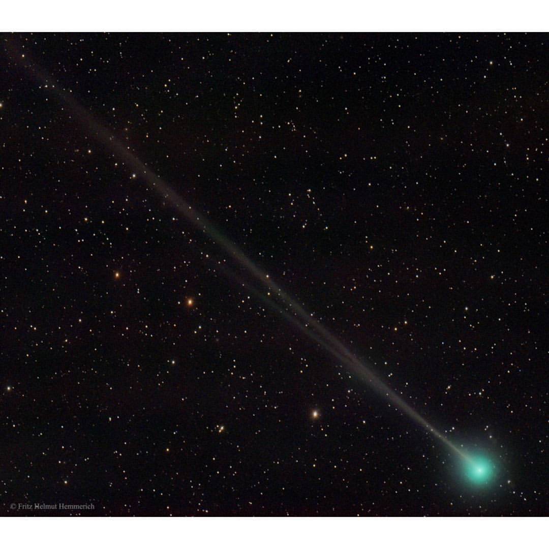 Comet 45P Returns #nasa #apod #comet #45p #comet45p #solarsystem #iontail #space