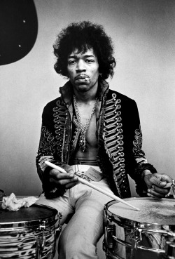 theimpossiblecool:  Jimi.Â 