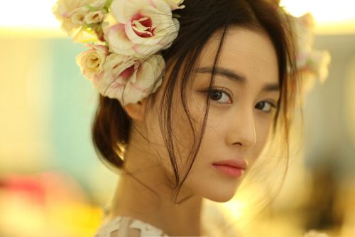 genjoshi:  attadipa:张馨予的照片 - 微相册 http://ift.tt/1NUGlKK