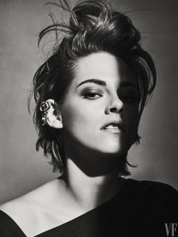 vanityfair:  Kristen Stewart, Photographed for Vanity Fair France See more here.  Photograph by Sebastian Kim.  