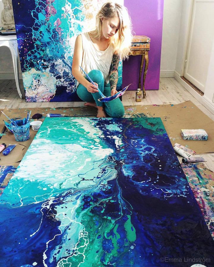 mymodernmet:  Interview: Ethereal Marbled Paintings Express the Inner Light Inside