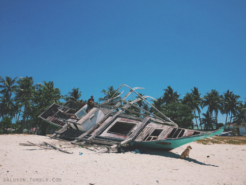 daluyon:Postcards From Homewhere do broken hearts go indeedBantayan Island, Cebu / February 2016