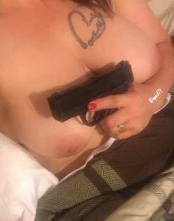 wvgurl71:  sassysexymilf:  wvgurl71:Birthday girl with the birthday present as requested…have a great Titty Tuesday 💋 Hope your special day is as fabulous as you are beautiful @wvgurl71. Oh, nice birthday present. Come on Tumblrville, like you didn’t