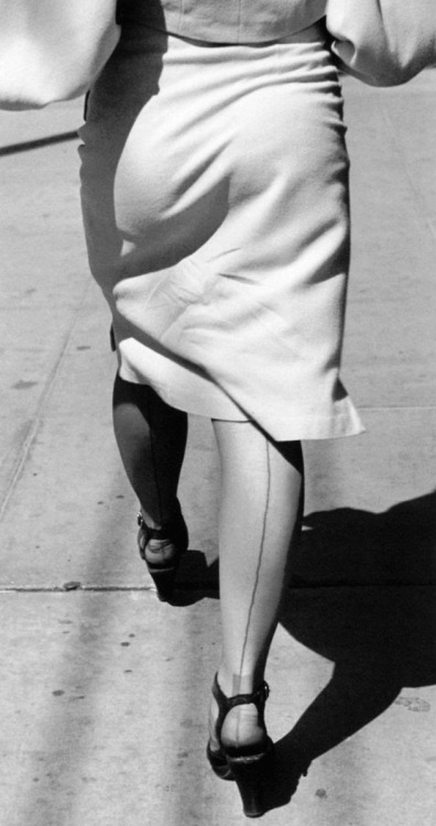 20th-century-man:  San Francisco, c. 1947 / photo by Homer Page.