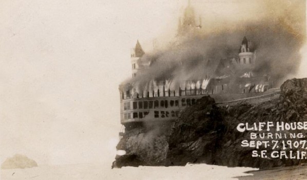 dreammason:  shitfuckingfuckshit:  Victorian Cliff House, San Francisco  I wish it