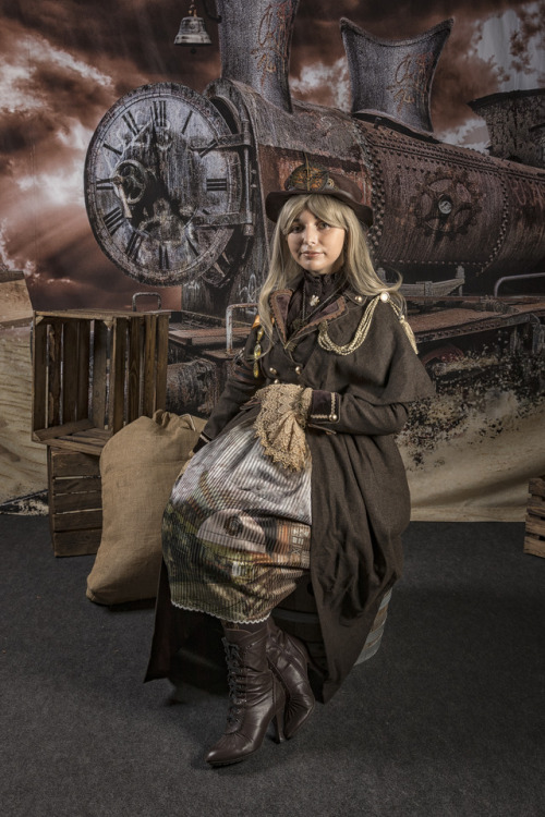 Steampunk Village at Stuttgart Messe, 11/26Photography by Andreas-Ronge.DeI incidentally ran into @r