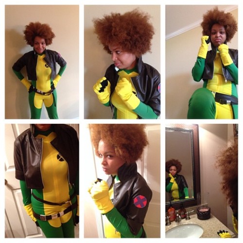 eyan-j:thefoxxnextdoor:So my Rogue costume would come the weekend of Comic Con and I’m not goi