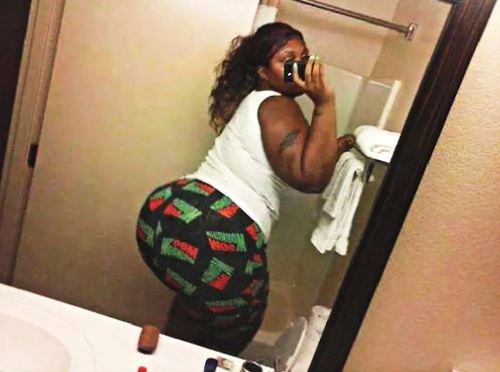 I LIKE BIG BUTTS!