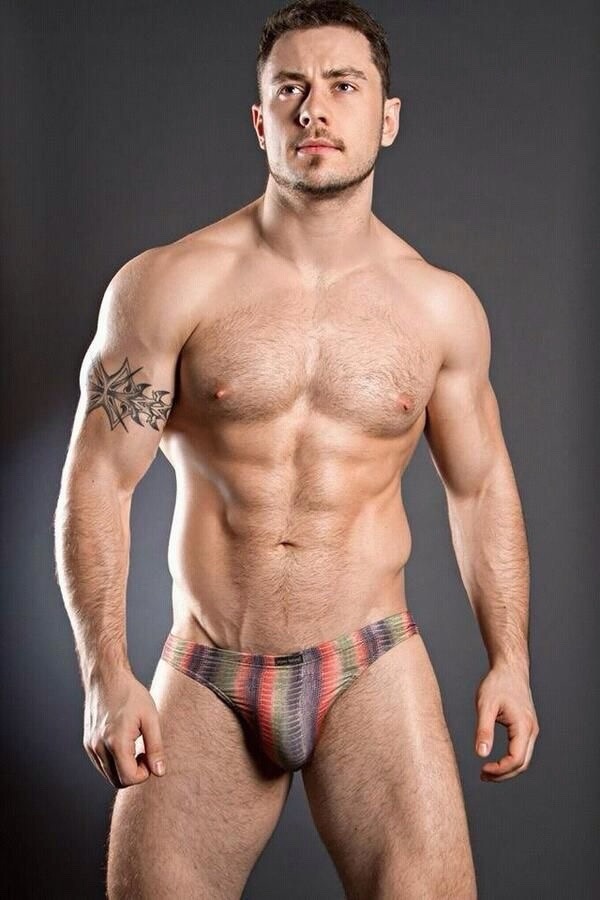 nickk1712:  Follow: http://nickk1712.tumblr.com.