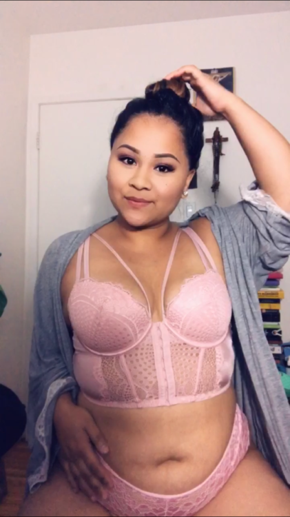 wildth0tsss: Squishy and pink