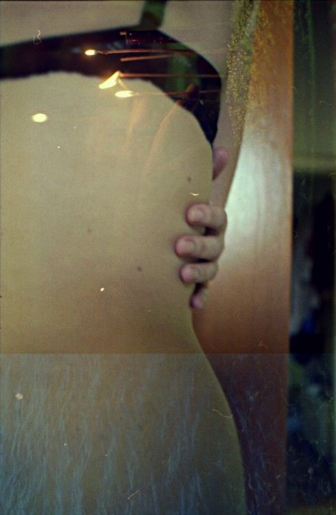 aritakesphotos:  showslow:  Metamorphosis by Arianna Palazzi | www.noair.tumblr.com | www.aritakesphotos.tumblr.com   ♥  