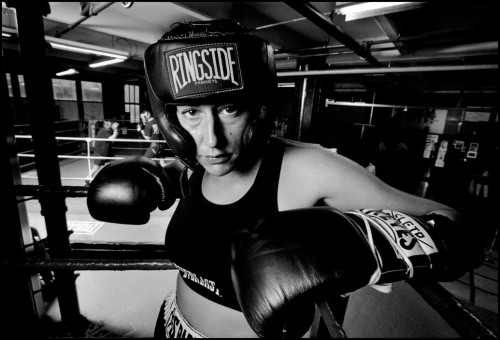 LIFE COME FULL CIRCLEThat’s it, I can retire. Max Mara (thanks for the image) went all boxing 