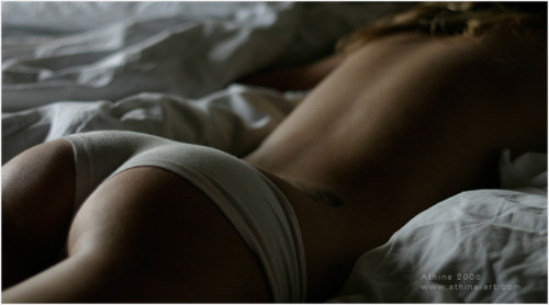 HOTTEST EYECANDY