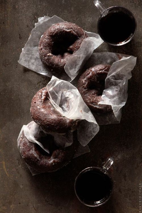 breadandolives:  |Source|  that looks good…i shouldn’t eat it, but that looks amazing