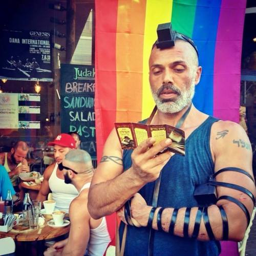 westsemiteblues:Tel Aviv PridePhoto by Dave Schwartz