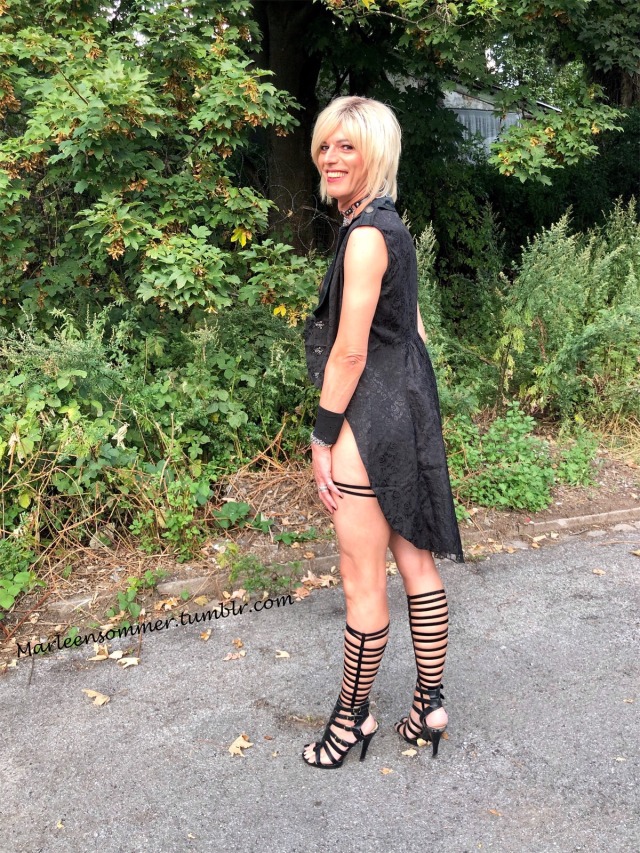 marleensommer:September 2019 …Definitely the last chance in this summer to wear such a hot outfit to an open air party. 😍😍😍😍😍😍😍