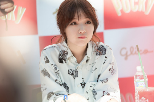 Min Ah (Girls Day) - Pocky Fansign Pics