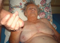 oldfatladies:   HOT GRANNIES   ANAL MATURES  