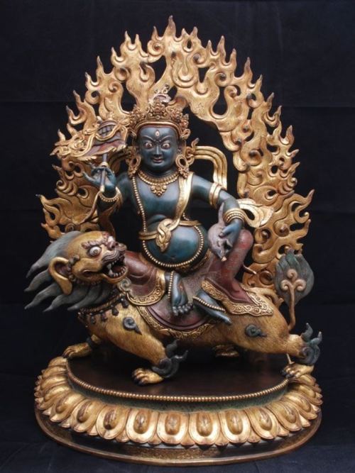 Vaisravana, nepali sculpture