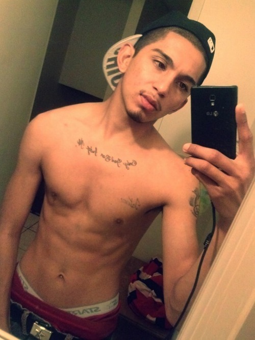 betomartinez:  Selfies from Savior of Latinboyz   If you are visiting Latinboyz, Bilatinmen, Nakedpapis, or want to tip me, please use the links at the top of the page.  Thanks! Beto’s Corner  http://betomartinez.tumblr.com/