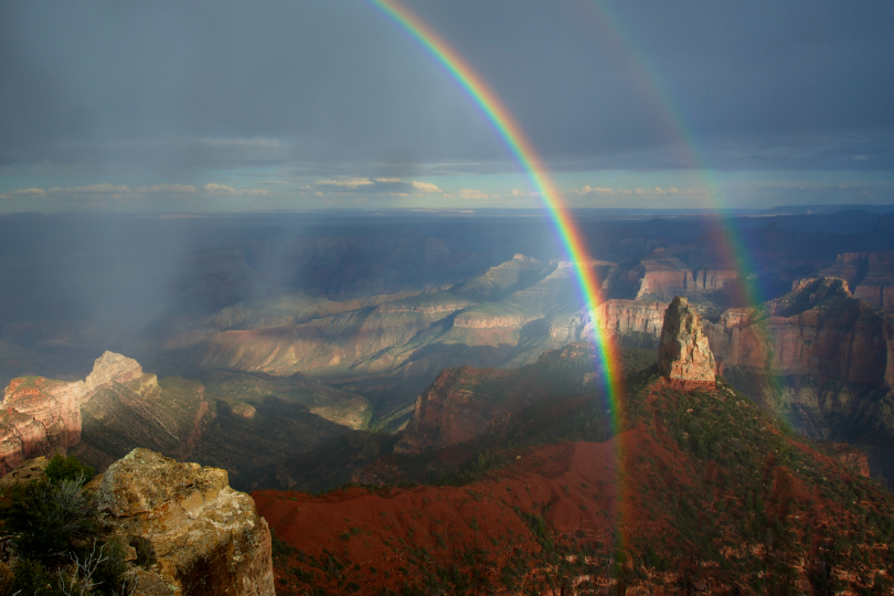 tulipnight:  The Temple of Prisms by ernogy 