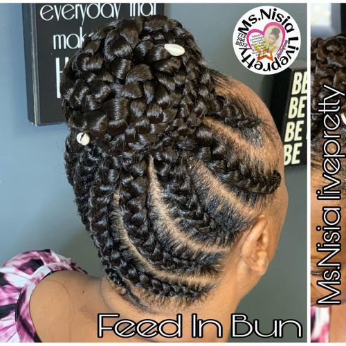 She asked for her hair to be simple but a little different.#bun #feedin #braids #braidbun #chicago