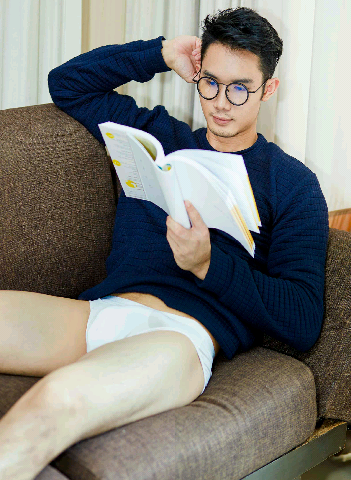 dean-asianhunks: Bat Tanaphong@3        09/08/18  