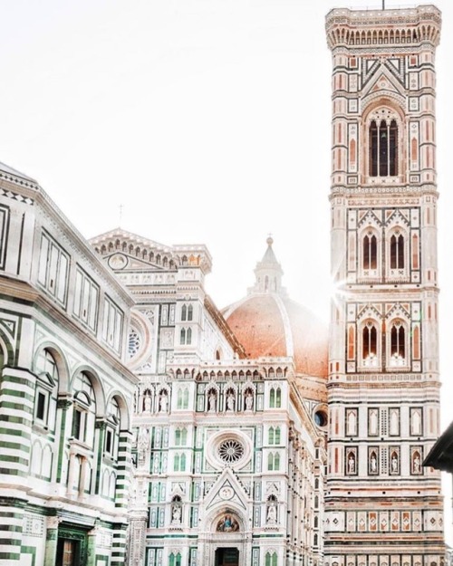 Cattedrale di Santa Maria del Fiore  e il Campanile di Giotto, Firenze, Italia