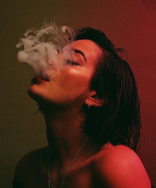 smokedriftingfromherlips: Taylor Lashae